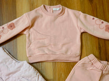 Cargar imagen en el visor de la galería, Conjunto 3 piezas "Florecitas" rosa 12 a 36 meses | Invierno