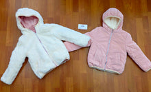 Cargar imagen en el visor de la galería, Abrigo reversible rosa/beig 4 a 12 años | Invierno