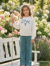 Cargar imagen en el visor de la galería, Conjunto "Love" verde 4 a 14 años | Invierno