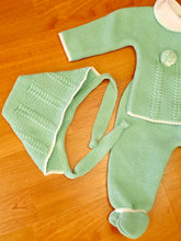 Cargar imagen en el visor de la galería, Conjunto lana 3 piezas verde 0- 3 meses 1945 | Canastilla