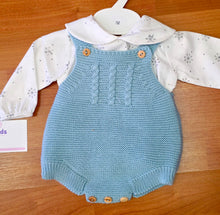 Cargar imagen en el visor de la galería, Conjunto peto lana color verde y camisa 1 a 6 meses | Canastilla