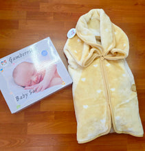 Cargar imagen en el visor de la galería, Baby sac / Saco dormir clasico que se transforma en manta "oso" marfil | Canastilla