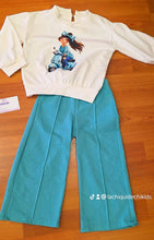 Cargar imagen en el visor de la galería, Conjunto "Muñeca vespa" verde 2 a 12 años | Invierno

Ref 5322