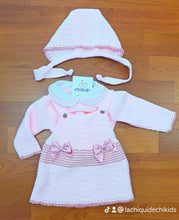 Cargar imagen en el visor de la galería, Conjunto de vestido lana con jersey y capota rosa bebe | Canastilla