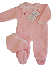 Cargar imagen en el visor de la galería, Conjunto lana 3 piezas color rosa 0 a 6 meses | Canastilla