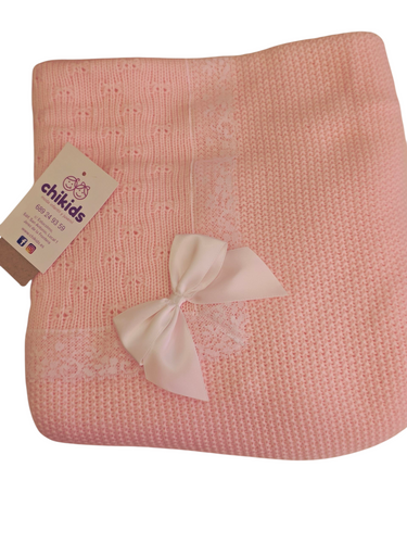 Toca lana encaje color rosa bebe