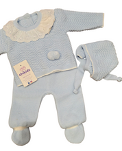 Cargar imagen en el visor de la galería, Conjunto lana 3 piezas &quot;1101&quot; de 00 a 3 meses color celeste | Canastilla