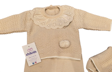 Cargar imagen en el visor de la galería, Conjunto lana 3 piezas &quot;1101&quot; de 00 a 3 meses color arena | Canastilla