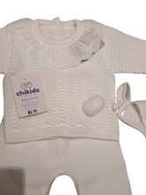 Cargar imagen en el visor de la galería, Conjunto lana 3 piezas &quot;1101&quot; de 00 a 3 meses color blanco| Canastilla