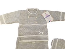 Cargar imagen en el visor de la galería, Conjunto lana 3 piezas &quot;1028&quot; de 0 a 3 meses color gris | Canastilla