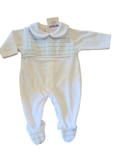 Cargar imagen en el visor de la galería, Pelele &quot;ref 04&quot; blanco/azul terciopelo | Canastilla