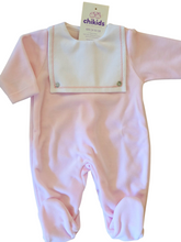 Cargar imagen en el visor de la galería, Pelele &quot;ref 22 babero&quot; rosa terciopelo | Canastilla