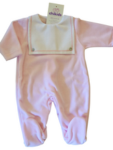 Cargar imagen en el visor de la galería, Pelele &quot;ref 22 babero&quot; rosa terciopelo | Canastilla