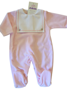 Pelele "ref 22 babero" rosa terciopelo | Canastilla