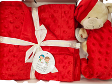 Cargar imagen en el visor de la galería, Set mantita extra suave+dou dou roja | Interbaby o Gamberritos
