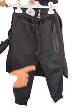 Cargar imagen en el visor de la galería, Chandal &quot;JC&quot; 4 a 14 años en 2 colores