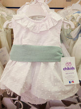 Cargar imagen en el visor de la galería, Jesusito "Leticia" topo-arena y verde  3 a 24 meses ref:2107 | Ceremonia Primavera Verano