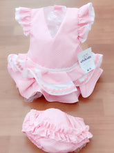 Cargar imagen en el visor de la galería, Vestido y braga Flamenca &quot;Rosarillo&quot; rosa bebe/blanco 3 a 18 meses