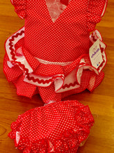 Cargar imagen en el visor de la galería, Vestido y braga Flamenca "Rosarillo" rojo/blanco 3 a 18 meses