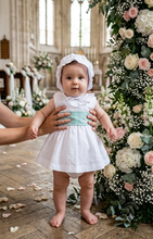 Cargar imagen en el visor de la galería, Jesusito "Leticia" topo-arena y verde  3 a 24 meses ref:2107 | Ceremonia Primavera Verano