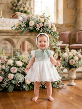 Cargar imagen en el visor de la galería, Jesusito+braga+capota "Leonor" verde 0 a 24 meses | Ceremonia Primavera Verano