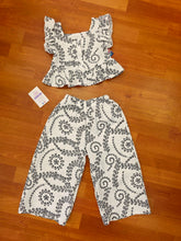 Cargar imagen en el visor de la galería, Conjunto "Adonaya" blanco 2 a 12 años ref:5251 | primavera verano