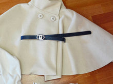 Cargar imagen en el visor de la galería, Conjunto &quot;Cloe&quot; capa+falda+camiseta Marfil 4 a 14 años