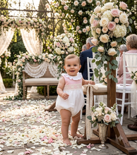 Cargar imagen en el visor de la galería, Pelele "Leonor" rosa 3 a 24 meses | Ceremonia Primavera Verano
