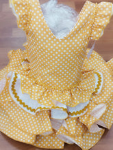 Cargar imagen en el visor de la galería, Vestido Flamenca &quot; Lolita&quot; Mostaza/blanco de 0 a 6 años