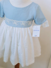 Cargar imagen en el visor de la galería, Vestido &quot;Leonor&quot; celeste  2/12 años