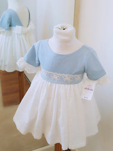 Vestido "Leonor" celeste  2/12 años