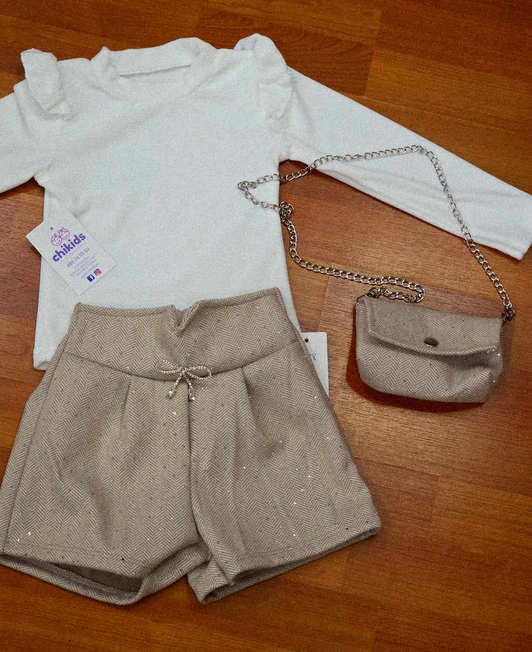 Conjunto con bolso