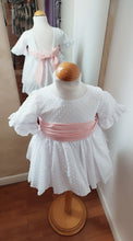 Cargar imagen en el visor de la galería, Vestido Plumeti "Leticia" rosa 2 a 12 años | Ceremonia Primavera Verano