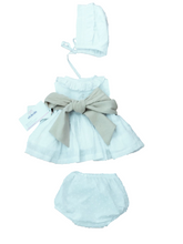 Cargar imagen en el visor de la galería, Jesusito "Leticia" topo-arena y verde  3 a 24 meses ref:2107 | Ceremonia Primavera Verano