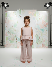 Cargar imagen en el visor de la galería, Conjunto "Merche" rosa 4 a 14 años