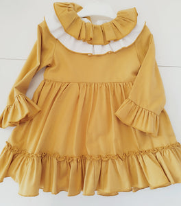 Vestido mostaza último 2 años