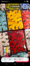 Cargar imagen en el visor de la galería, Flor flamenca pinza varioa colores