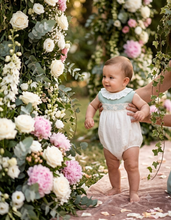 Cargar imagen en el visor de la galería, Pelele "Leonor" verde 0 a 24 meses | Ceremonia Primavera Verano