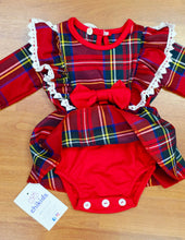 Cargar imagen en el visor de la galería, Vestido &quot;escoces&quot; rojo 1 a 24 meses