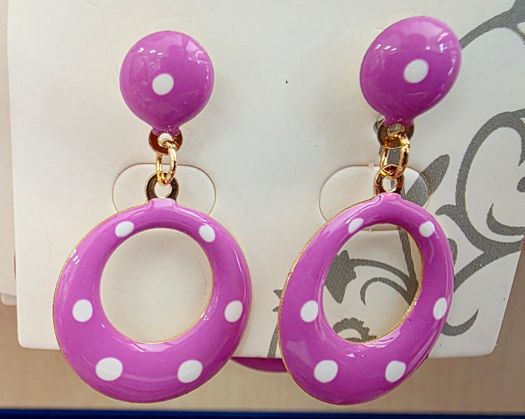 Pendientes pequeño  flamenca malva con lunar blanco  de tornillo