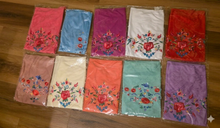 Cargar imagen en el visor de la galería, Mantoncillos varios colores flamenca infantil