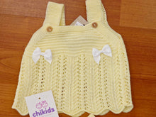 Cargar imagen en el visor de la galería, Conjunto "nube" hilo amarillo 0 y 3 meses ref 1884 | Canastilla Verano