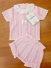 Cargar imagen en el visor de la galería, Conjunto hilo "Jazmin" rosa 0 y 3 meses ref:1883 | Canastilla