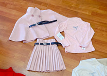 Cargar imagen en el visor de la galería, Conjunto &quot;Cloe&quot; capa+falda+camiseta rosa 4 a 14 años